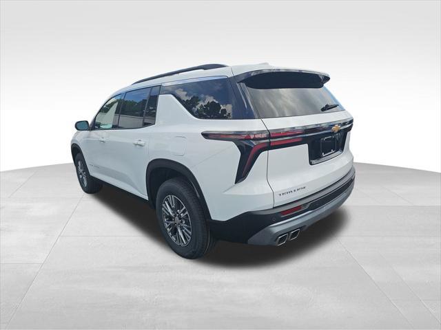 new 2025 Chevrolet Traverse car