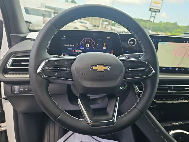 new 2025 Chevrolet Traverse car