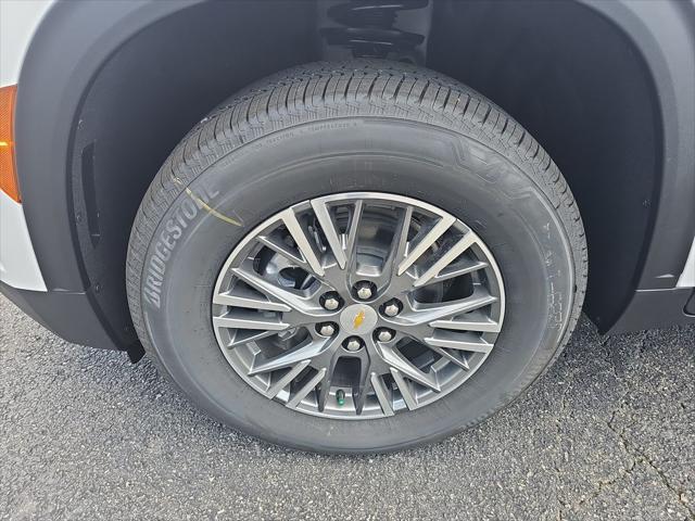 new 2025 Chevrolet Traverse car
