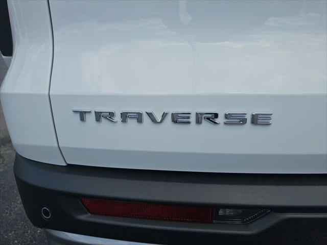 new 2025 Chevrolet Traverse car