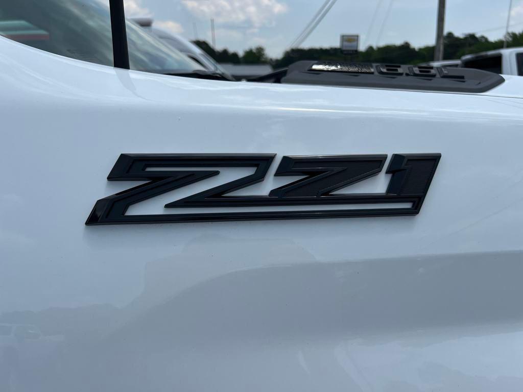 new 2025 Chevrolet Silverado 2500 car