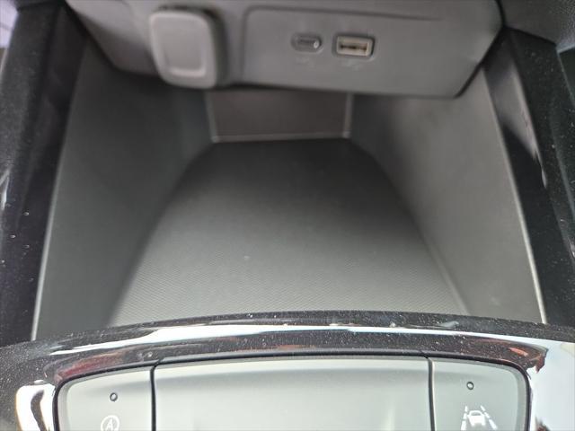 new 2025 Chevrolet Trax car