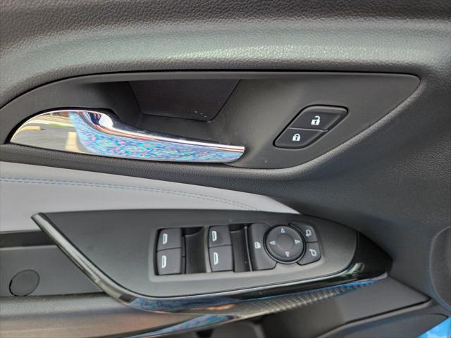 new 2025 Chevrolet Trax car