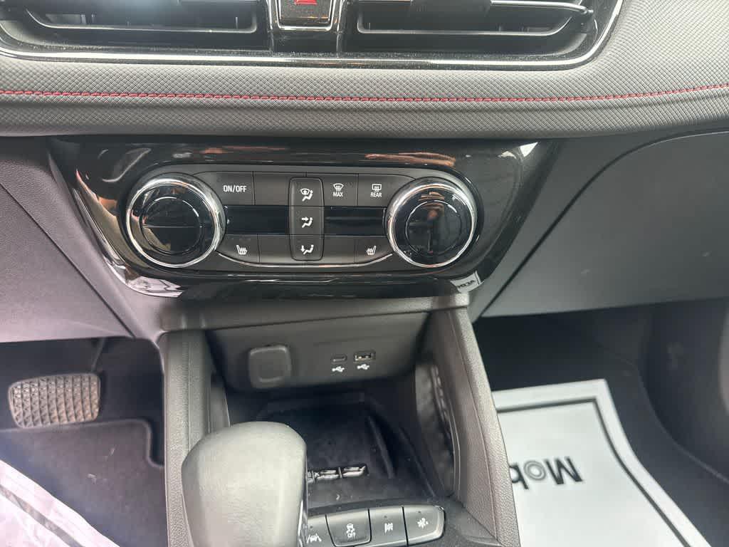 new 2025 Chevrolet TrailBlazer car, priced at $29,662