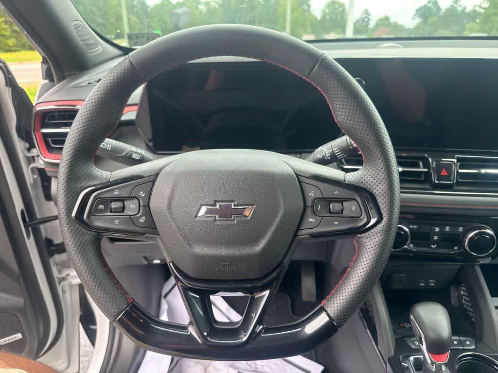 new 2025 Chevrolet TrailBlazer car, priced at $29,662