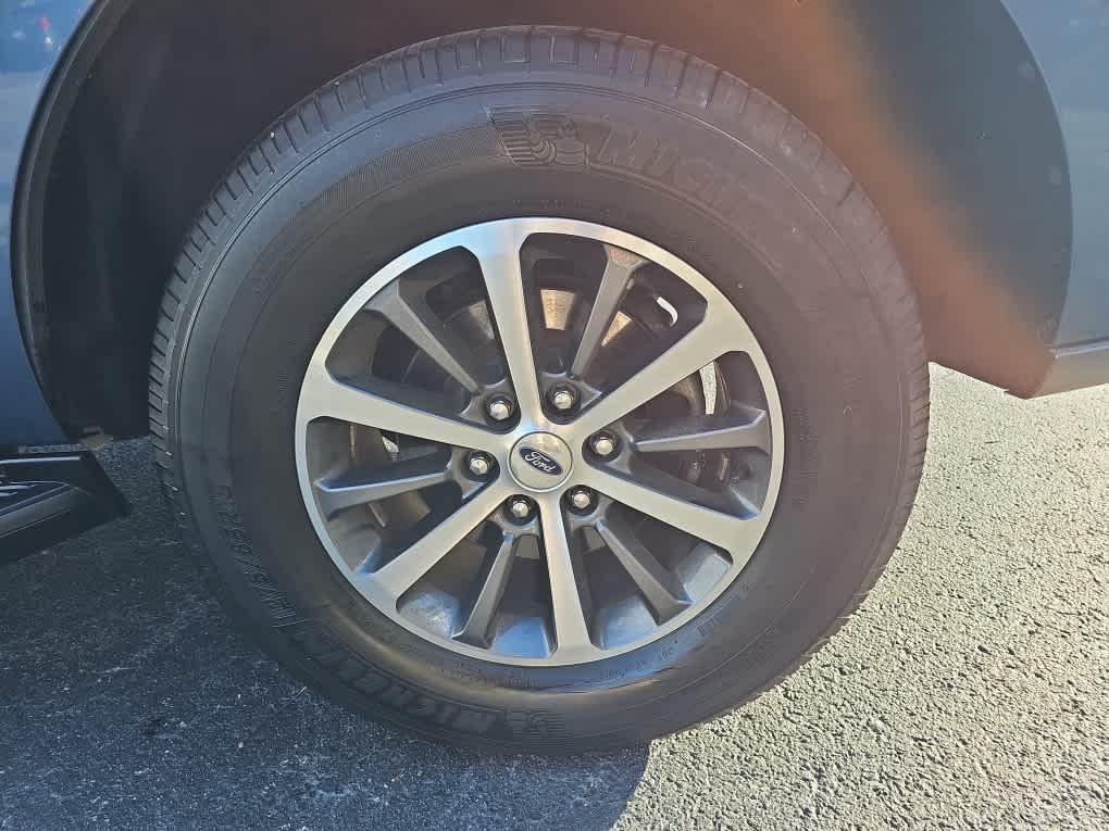 used 2020 Ford Expedition car, priced at $33,445