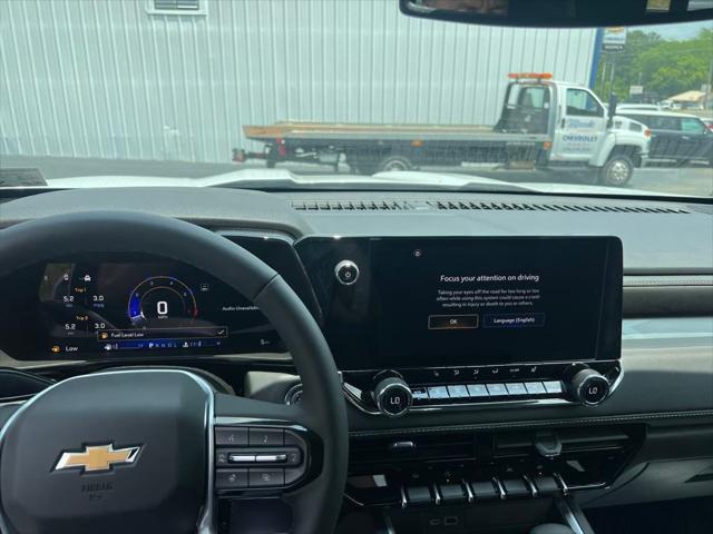 new 2025 Chevrolet Colorado car