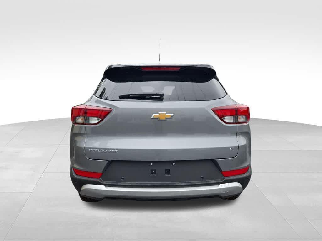 new 2026 Chevrolet TrailBlazer car, priced at $27,688