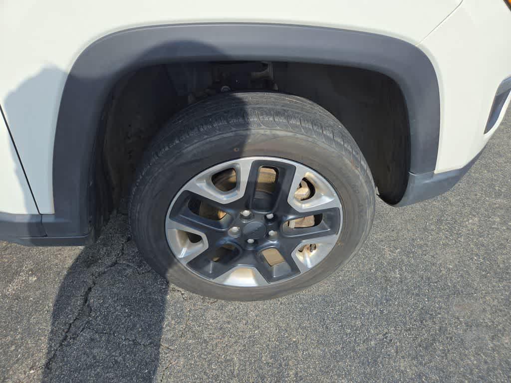 used 2018 Jeep Compass car, priced at $11,424