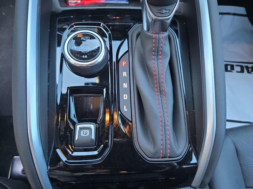 new 2025 Chevrolet Colorado car, priced at $44,988