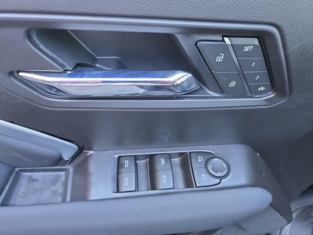 new 2025 Chevrolet Colorado car, priced at $44,988