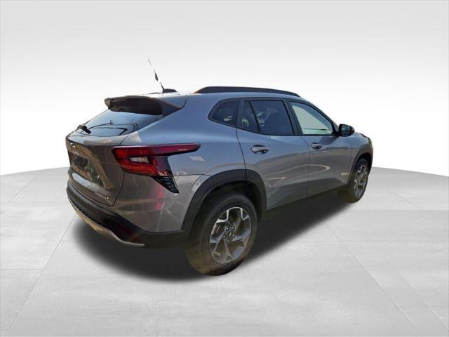 new 2025 Chevrolet Trax car