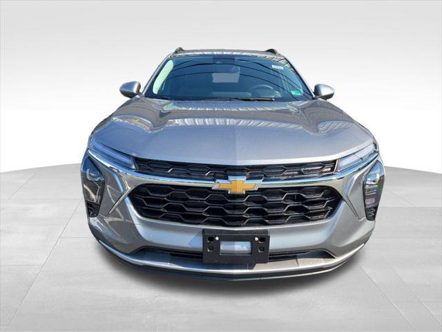 new 2025 Chevrolet Trax car