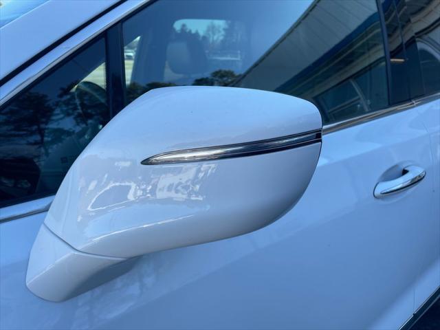 used 2022 Buick Enclave car, priced at $29,999