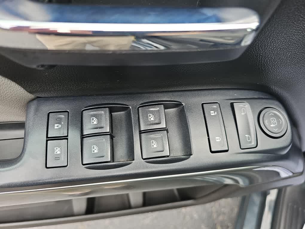 used 2018 Chevrolet Silverado 1500 car, priced at $23,998