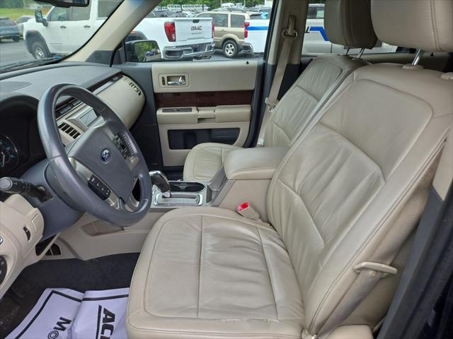used 2009 Ford Flex car, priced at $4,999
