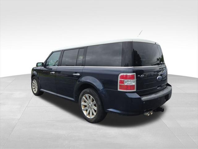 used 2009 Ford Flex car, priced at $4,999
