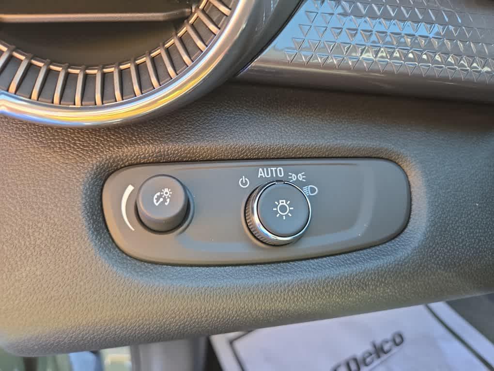 new 2026 Chevrolet Trax car, priced at $27,090