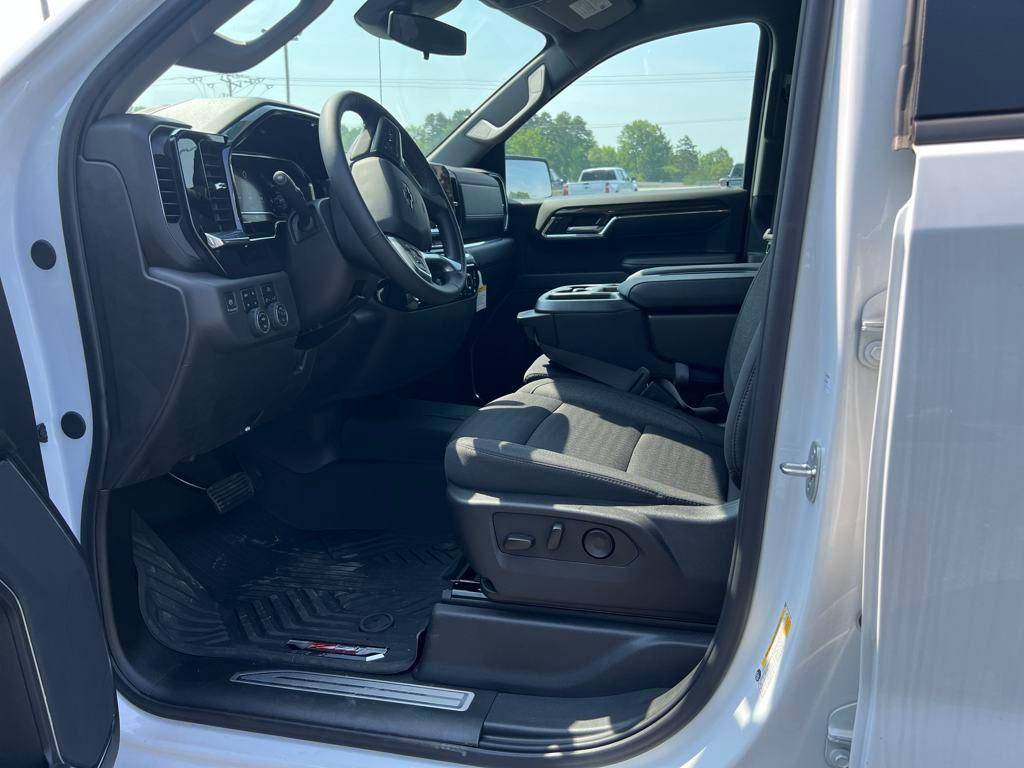 new 2024 Chevrolet Silverado 1500 car, priced at $57,811