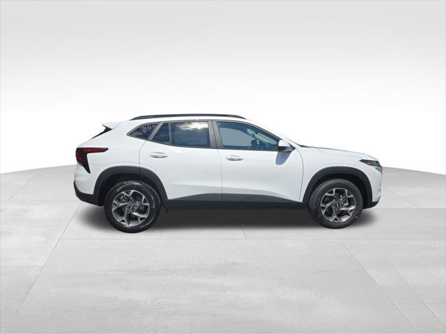 new 2025 Chevrolet Trax car