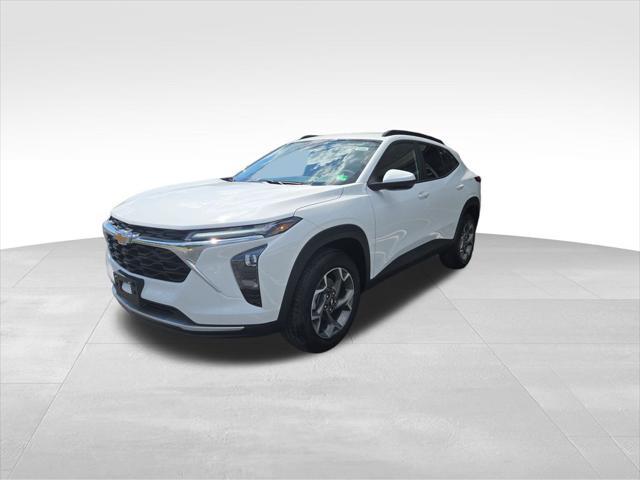 new 2025 Chevrolet Trax car