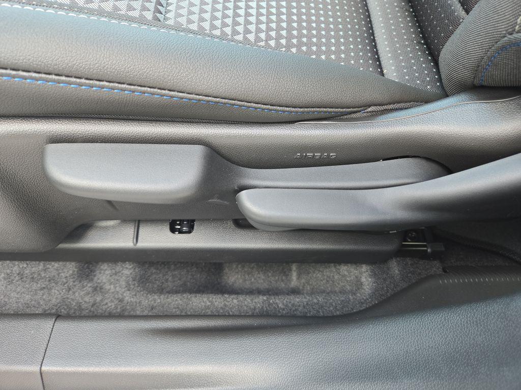 new 2025 Chevrolet Trax car, priced at $23,949