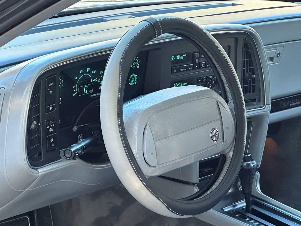 used 1990 Buick Reatta car, priced at $5,995