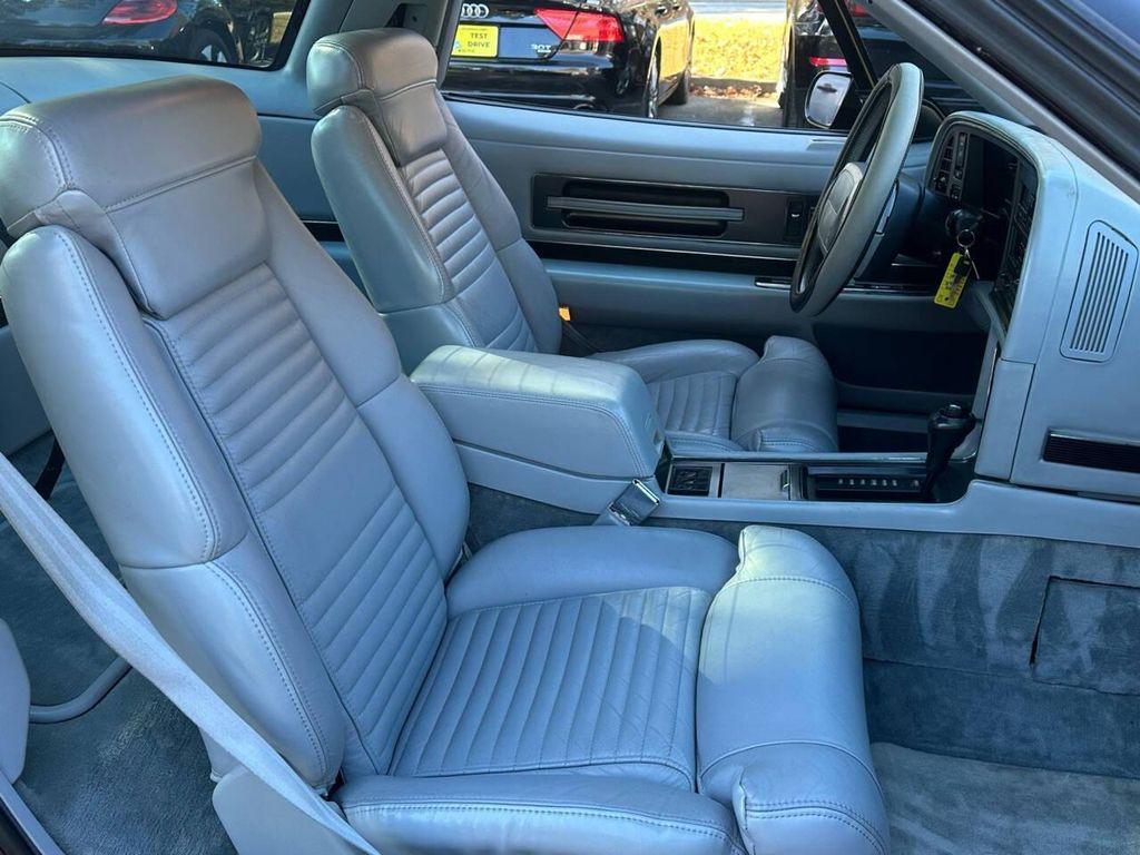 used 1990 Buick Reatta car, priced at $5,995