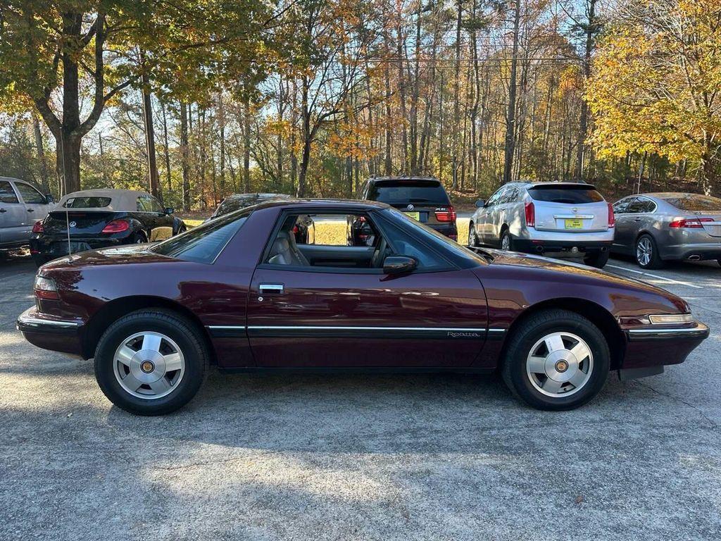 used 1990 Buick Reatta car, priced at $5,995