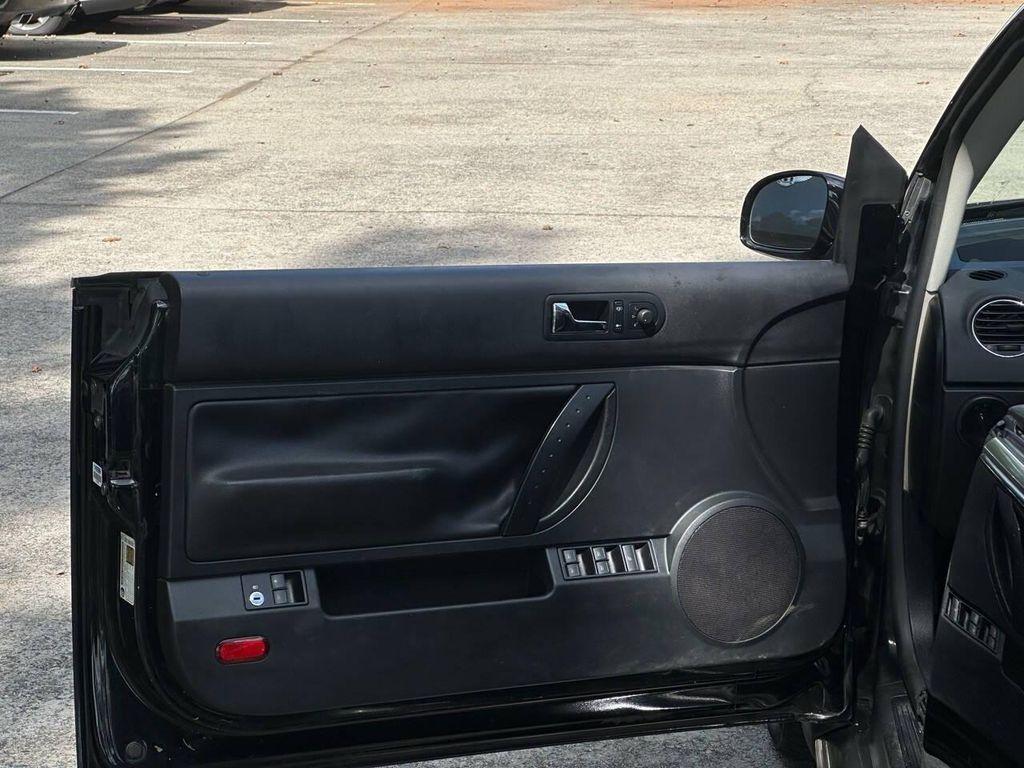 used 2007 Volkswagen New Beetle car, priced at $8,995