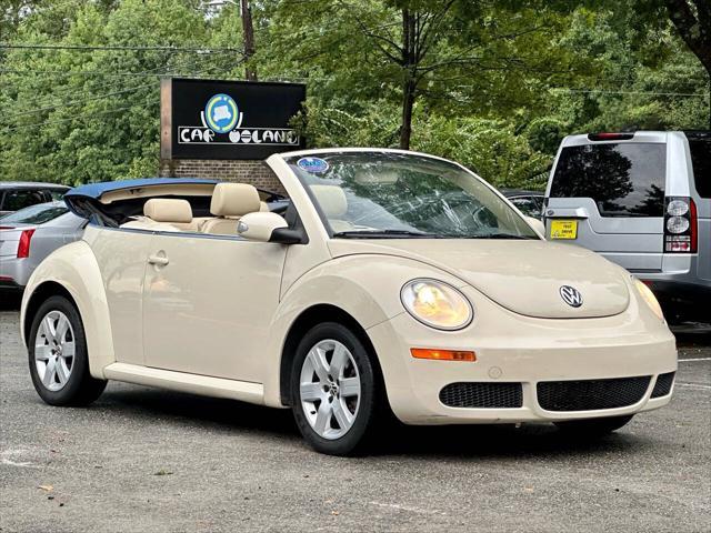 used 2007 Volkswagen New Beetle car, priced at $7,495