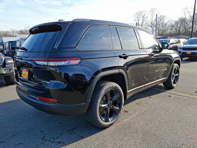 new 2025 Jeep Grand Cherokee car, priced at $55,460