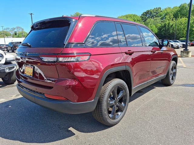 new 2025 Jeep Grand Cherokee car, priced at $52,735