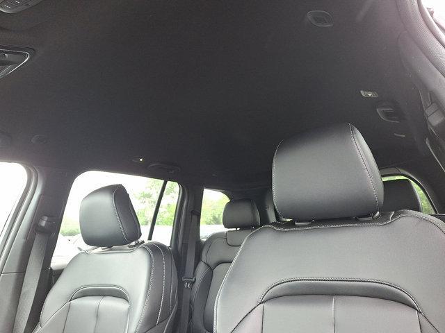 new 2025 Jeep Grand Cherokee car, priced at $47,495