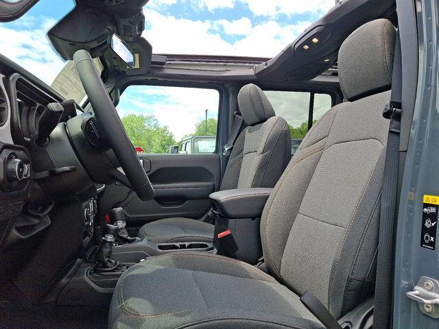 new 2025 Jeep Wrangler car, priced at $54,955