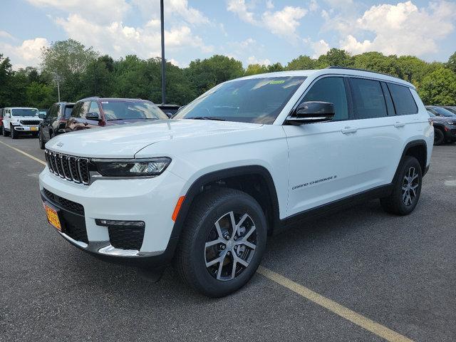 new 2024 Jeep Grand Cherokee L car, priced at $51,700