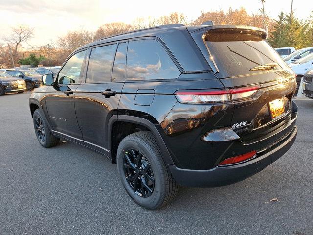 new 2025 Jeep Grand Cherokee car, priced at $46,530