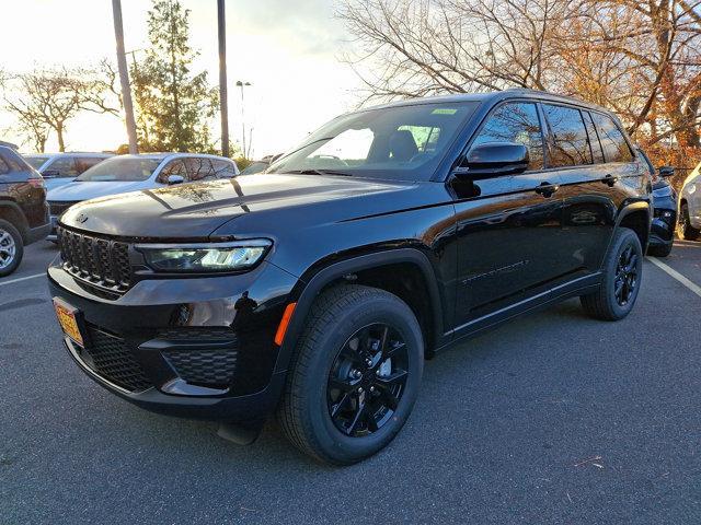 new 2025 Jeep Grand Cherokee car, priced at $46,530