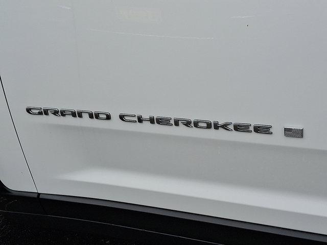 new 2025 Jeep Grand Cherokee car, priced at $43,575