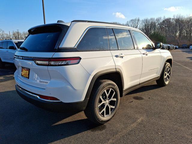 new 2025 Jeep Grand Cherokee car, priced at $49,215