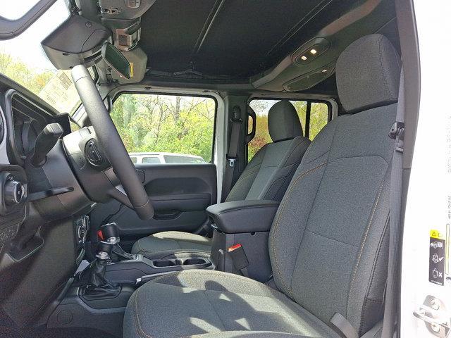 new 2025 Jeep Wrangler car, priced at $48,175