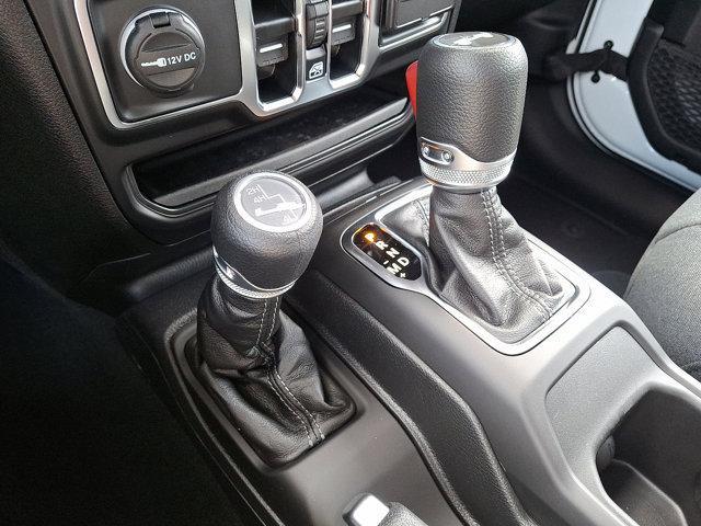 new 2025 Jeep Wrangler car, priced at $48,175
