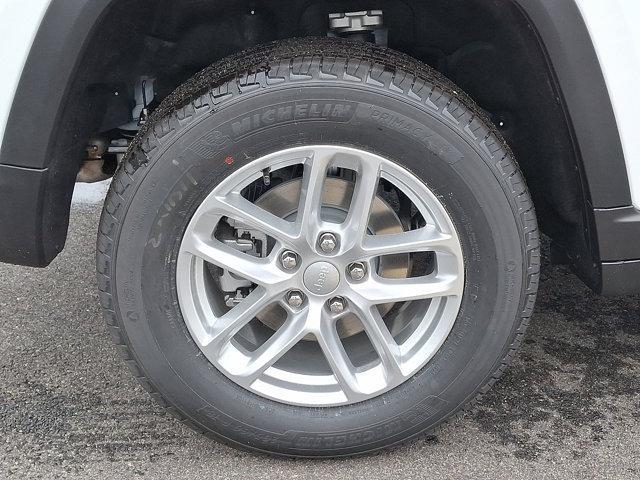 new 2025 Jeep Grand Cherokee car, priced at $41,780