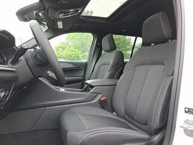 new 2025 Jeep Grand Cherokee car, priced at $41,780