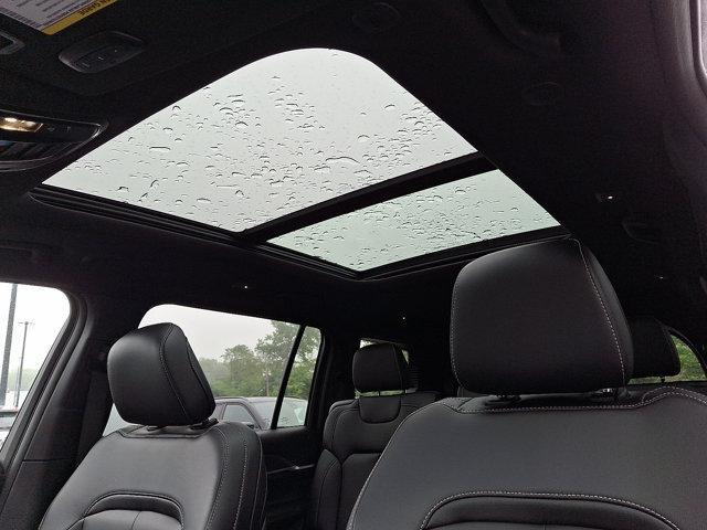new 2025 Jeep Grand Cherokee L car, priced at $52,860