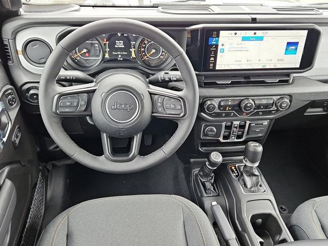 new 2025 Jeep Wrangler car, priced at $53,665