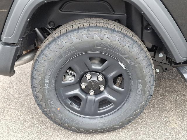new 2025 Jeep Wrangler car, priced at $37,980