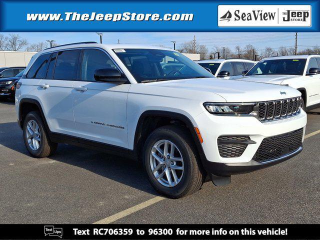 new 2024 Jeep Grand Cherokee car, priced at $39,995