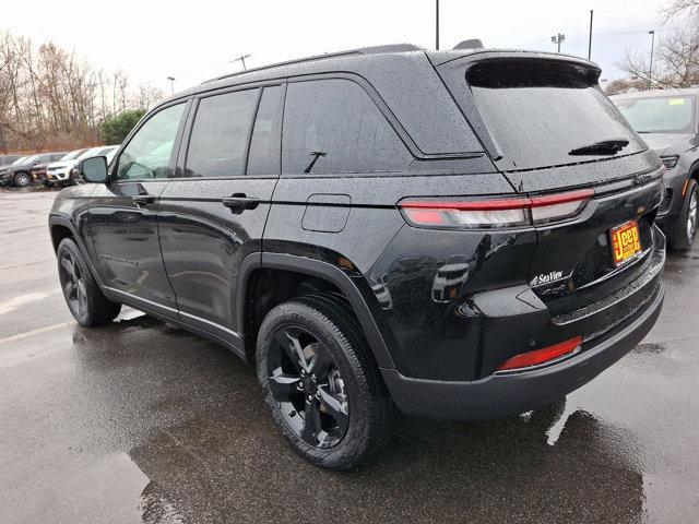 new 2025 Jeep Grand Cherokee car, priced at $48,175