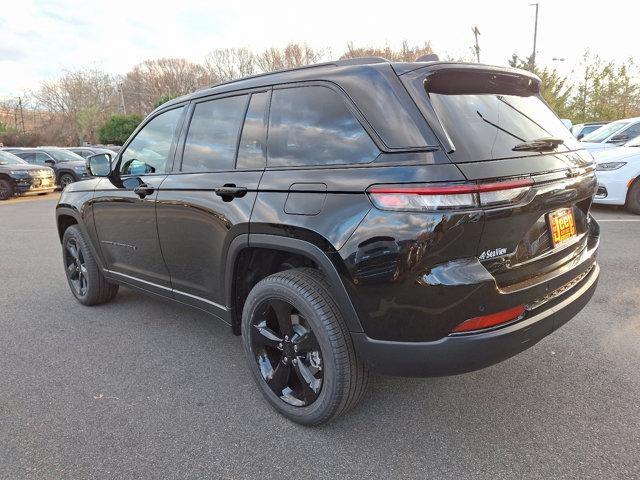 new 2025 Jeep Grand Cherokee car, priced at $52,535